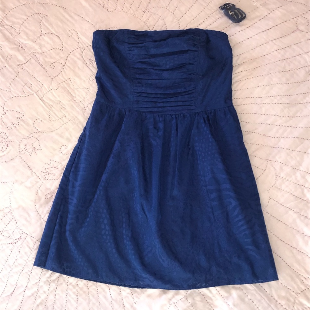 Cute mini dress with pockets!